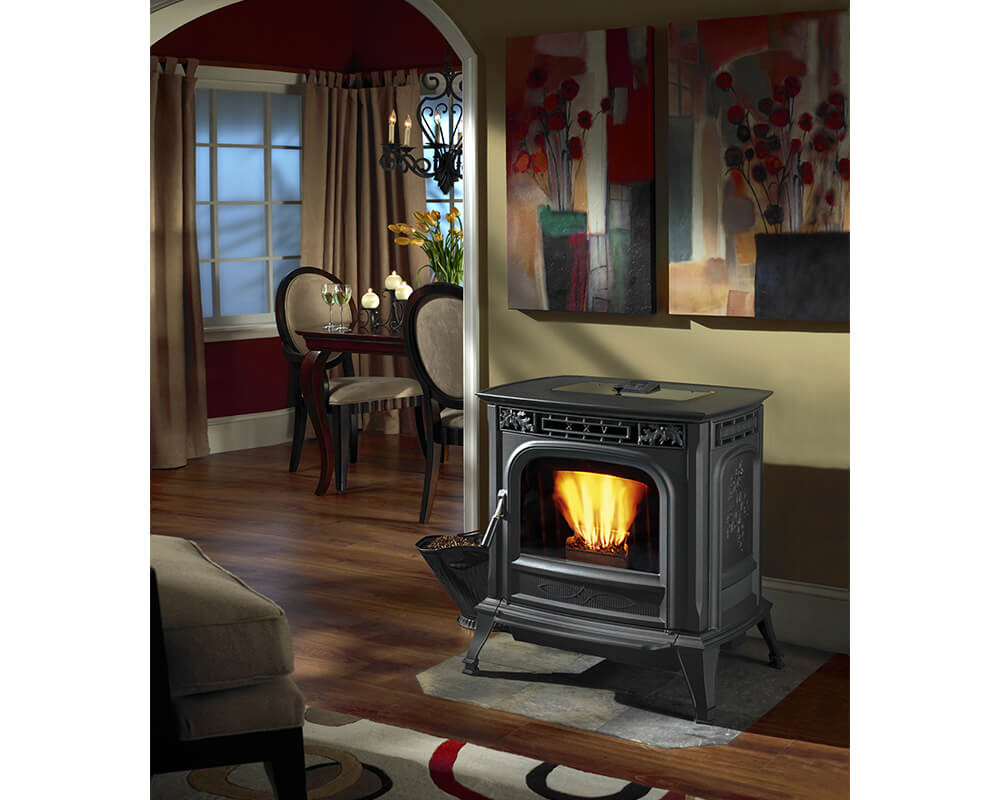 XXV-TC pellet stove in a spacious room
