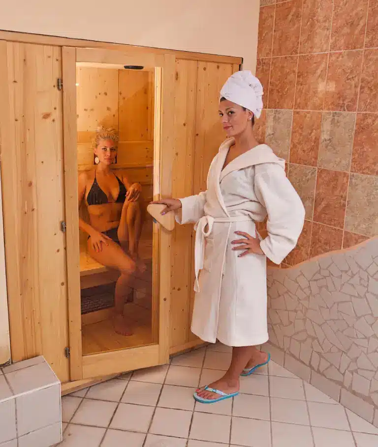 The Remarkable Health Benefits Of Infrared Sauna Sessions