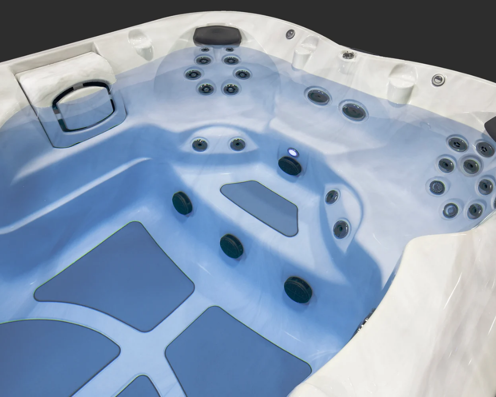 Dual Cool Down Seats